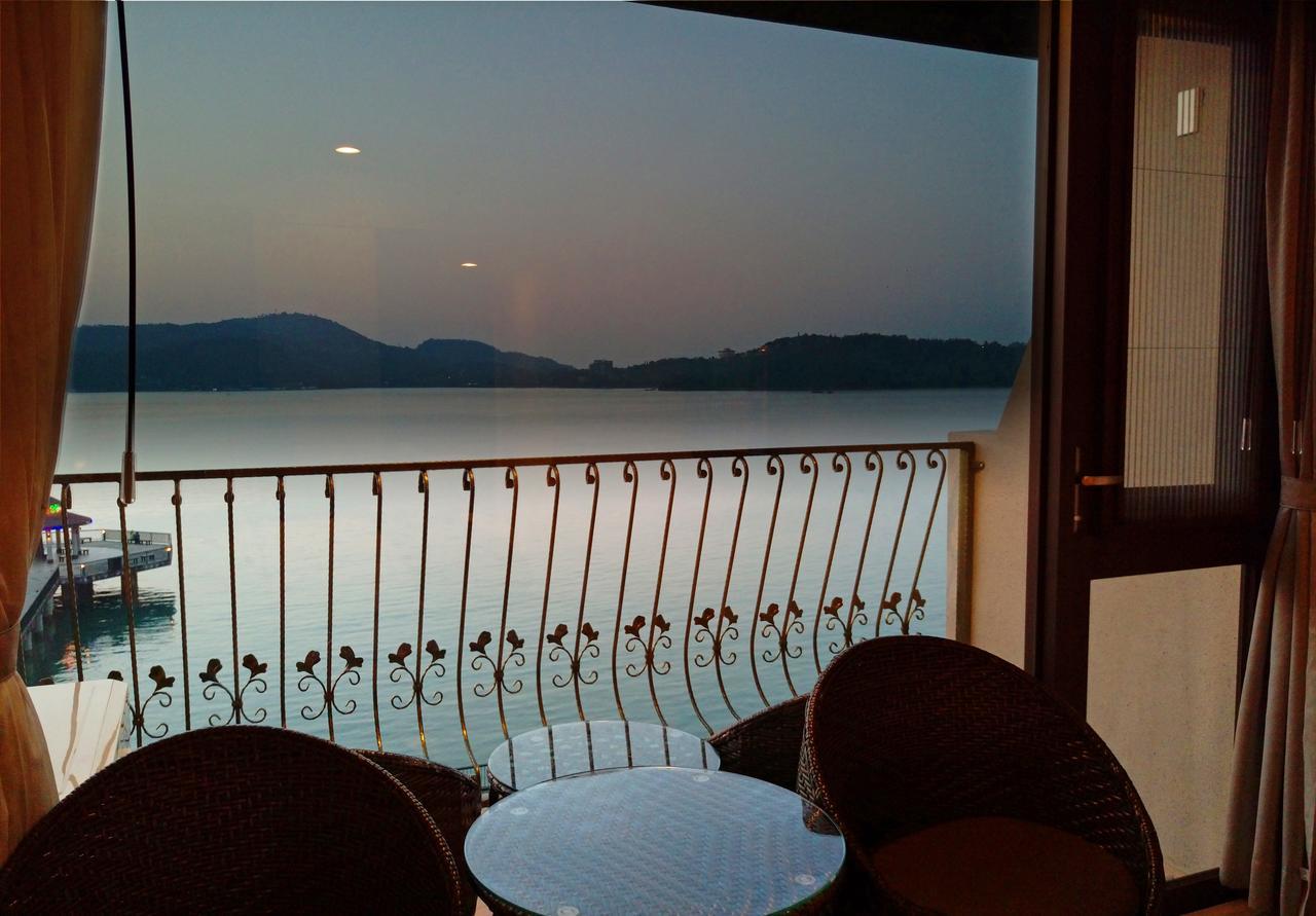Ming Yue Hu Hotel يوشيه المظهر الخارجي الصورة